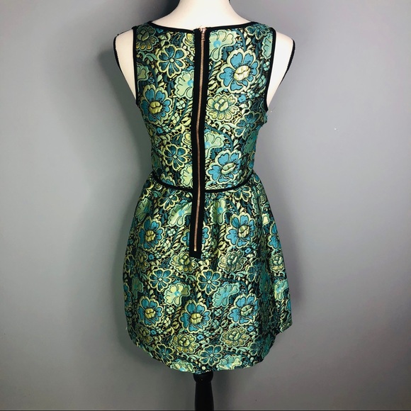 Metallic sleeveless dress size XS - Picture 5 of 8